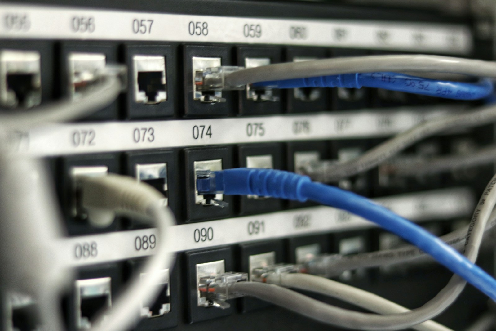 Ethernet network equipment for reliable connectivity